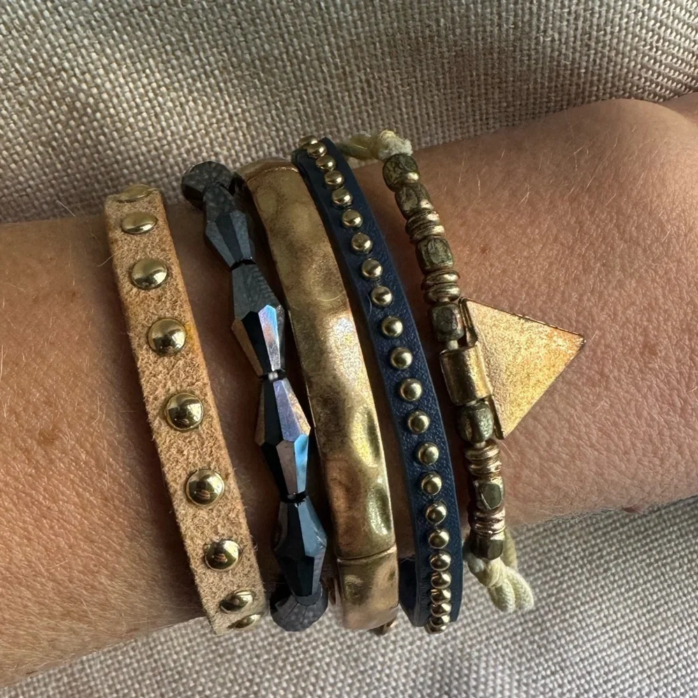 Bracelet stack - Picture 3 of 8